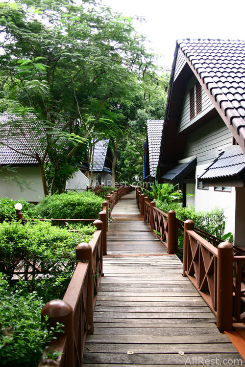 Coral Island Resort 9